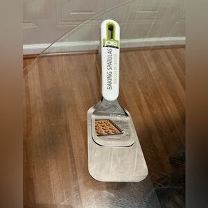 Joie Red and White Baking Spatula Set